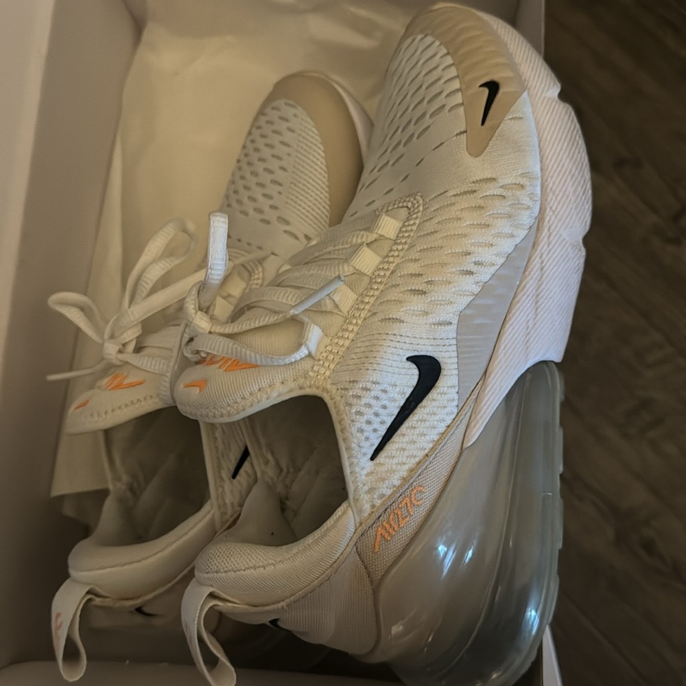 Nike Air Max 270